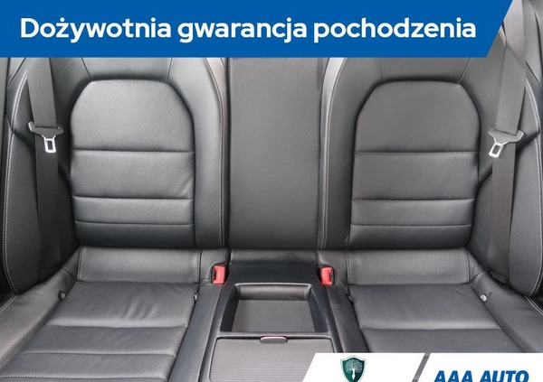 Mercedes-Benz Klasa E cena 56000 przebieg: 156348, rok produkcji 2010 z Cedynia małe 254